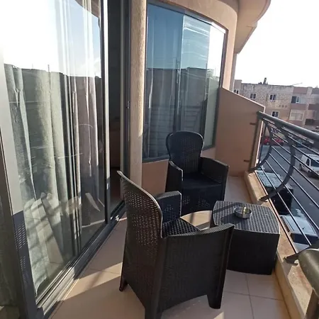 Close To Sea - Large Apartment